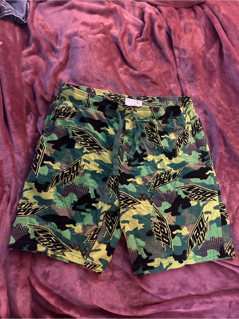 Mtn dew Camo Print Men's Shorts - Green